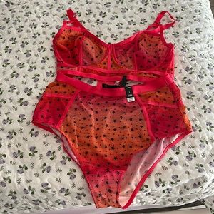 Torrid bra panty set - new